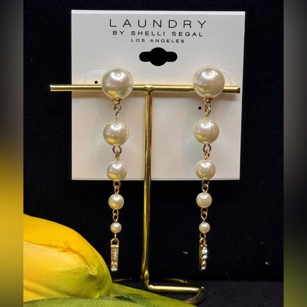 NWT Laundry by Shelli Segal Pearl Crystal Linear Drop Earrings 3"